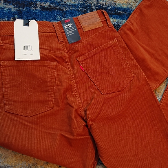 Levi's Ribcage Flare Corduroy Pants Caramel Cafe - Picture 14 of 15